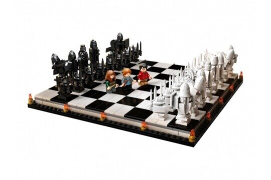 Конструктор Хогвартс: волшебные шахматы Lari 60142, 888 дет.