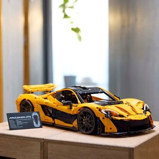 Конструктор Technic McLaren P1, 88810, 3893 дет., гоночная машина