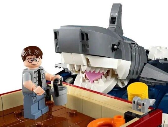 Конструктор Челюсти: нападение большой белой акулы Jaws 81197, 1125 дет